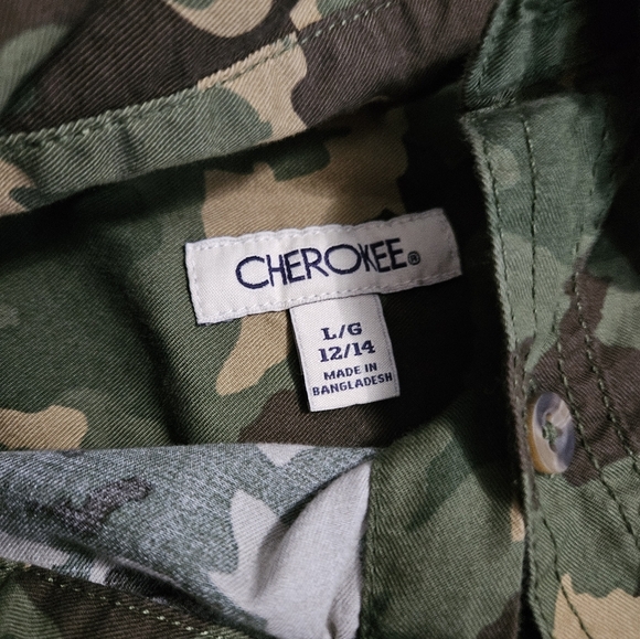 Boys Checkered and Camouflage Shirt Set - Picture 4 of 6